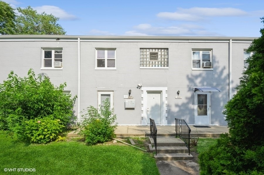 2621 W Gregory Street - Photo 0