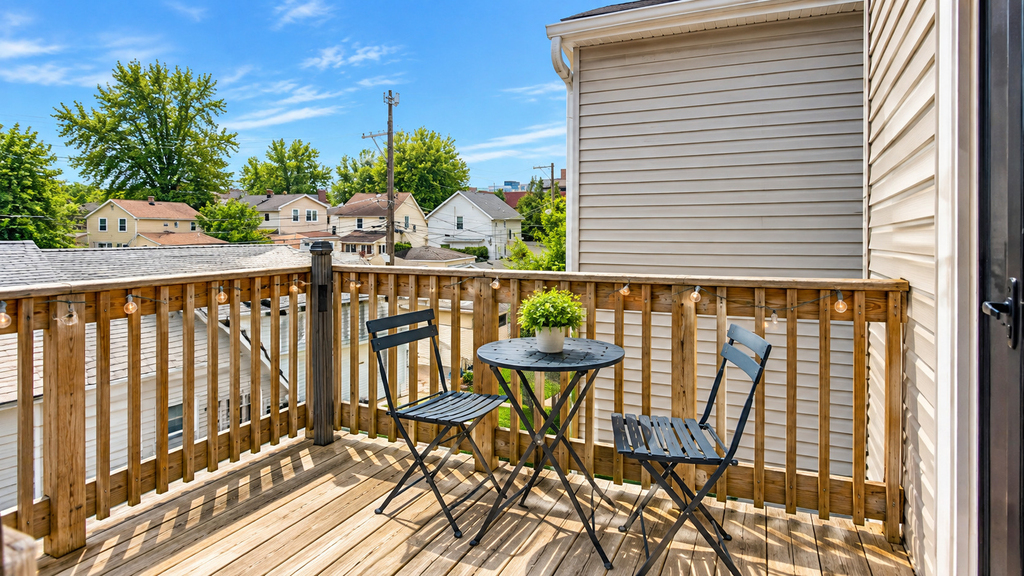 3636 N Hermitage Avenue - Photo 9