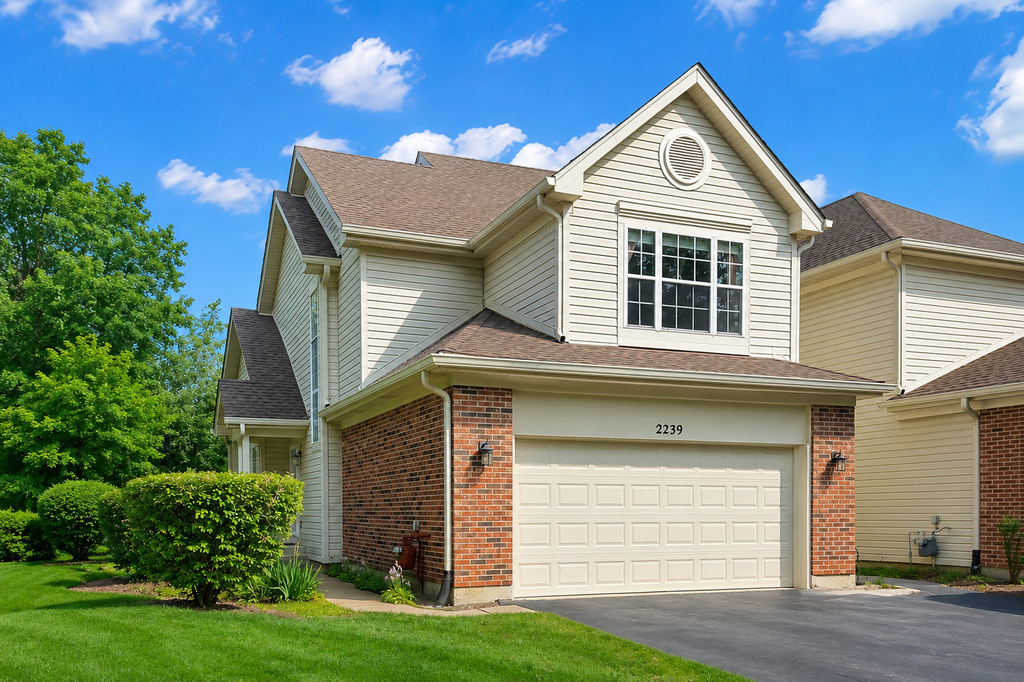 2239 Seaver Lane - Photo 0