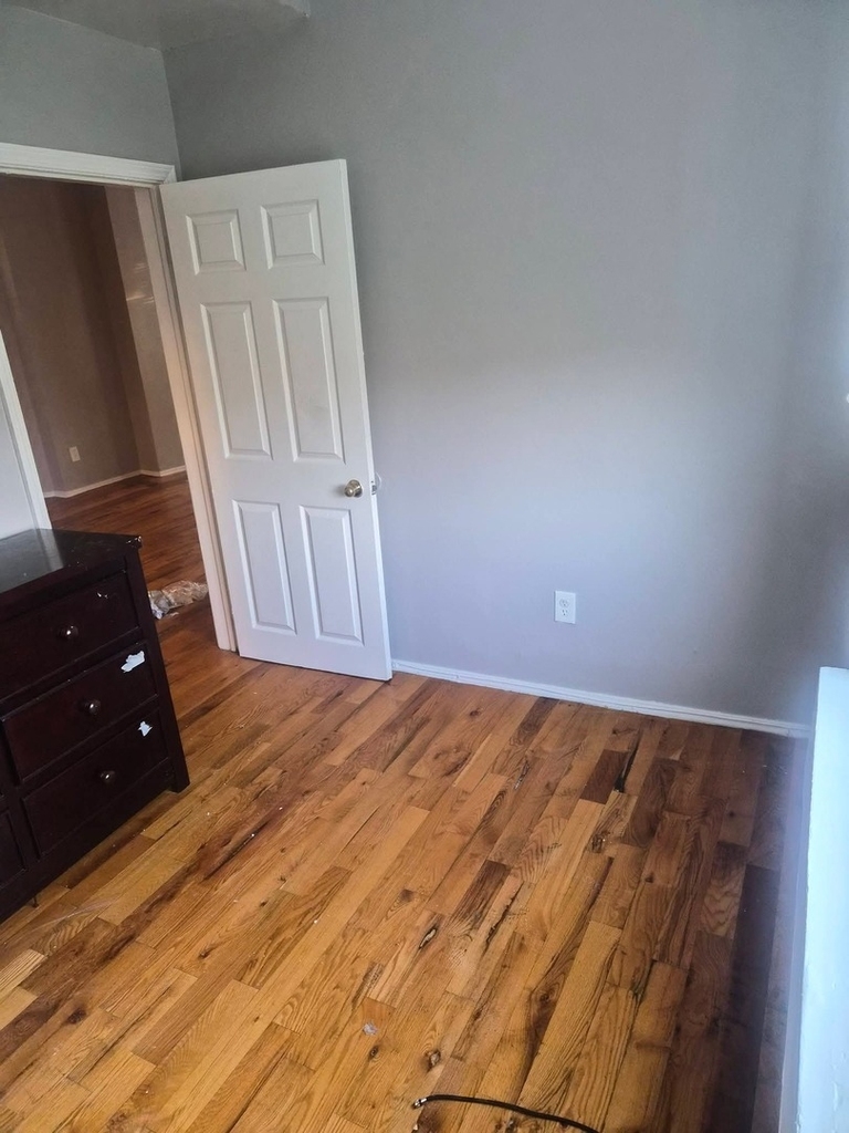6315 S Eberhart Avenue - Photo 1