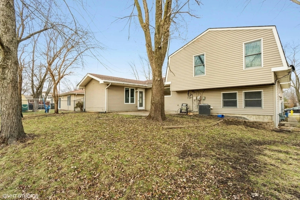 121 Richmond Drive - Photo 19