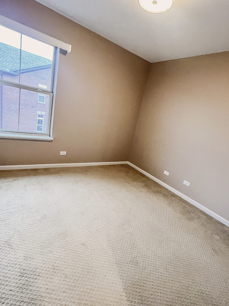 742 Summit Lane - Photo 9