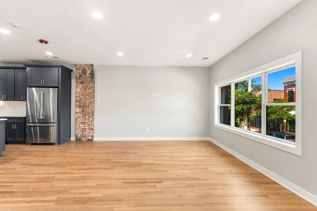 20 W Jefferson Avenue - Photo 9