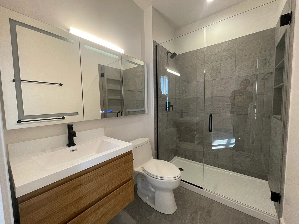 1057 N Wolcott Avenue - Photo 15