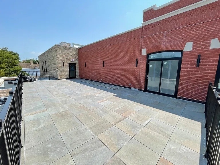 1057 N Wolcott Avenue - Photo 35