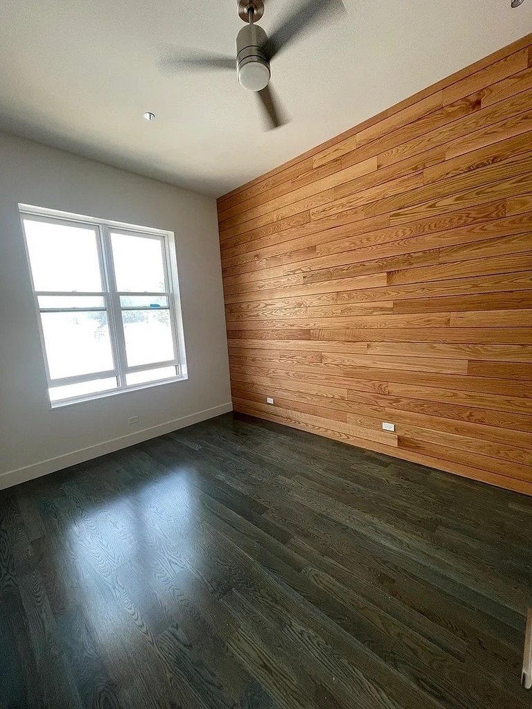1057 N Wolcott Avenue - Photo 16