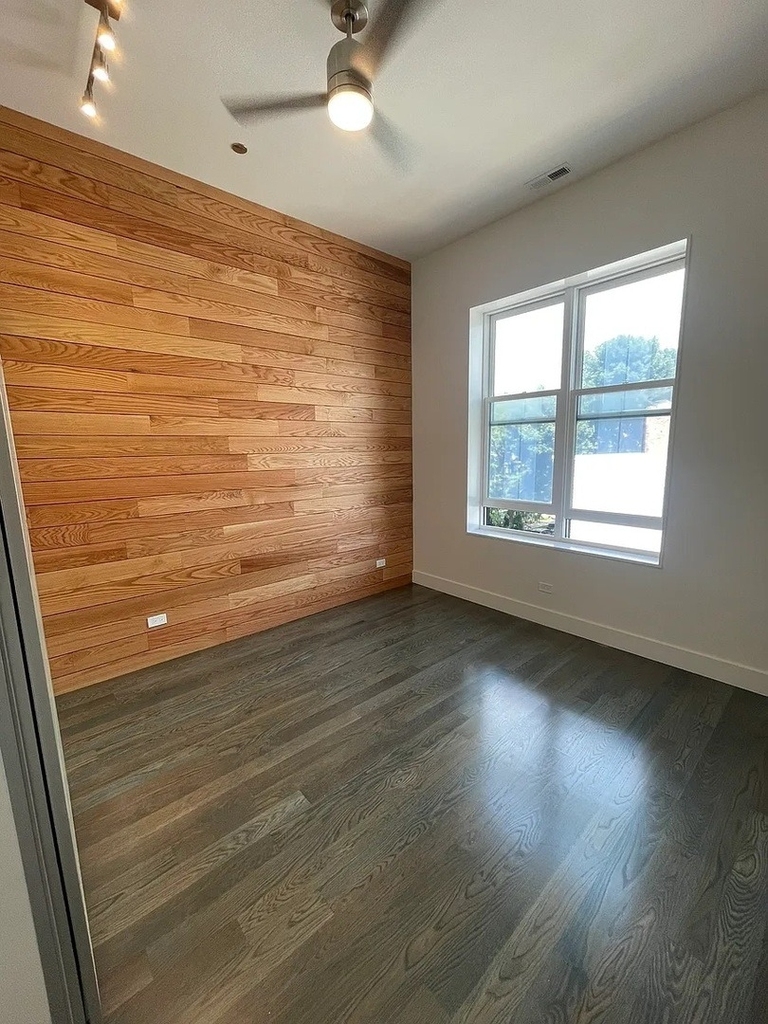 1057 N Wolcott Avenue - Photo 14