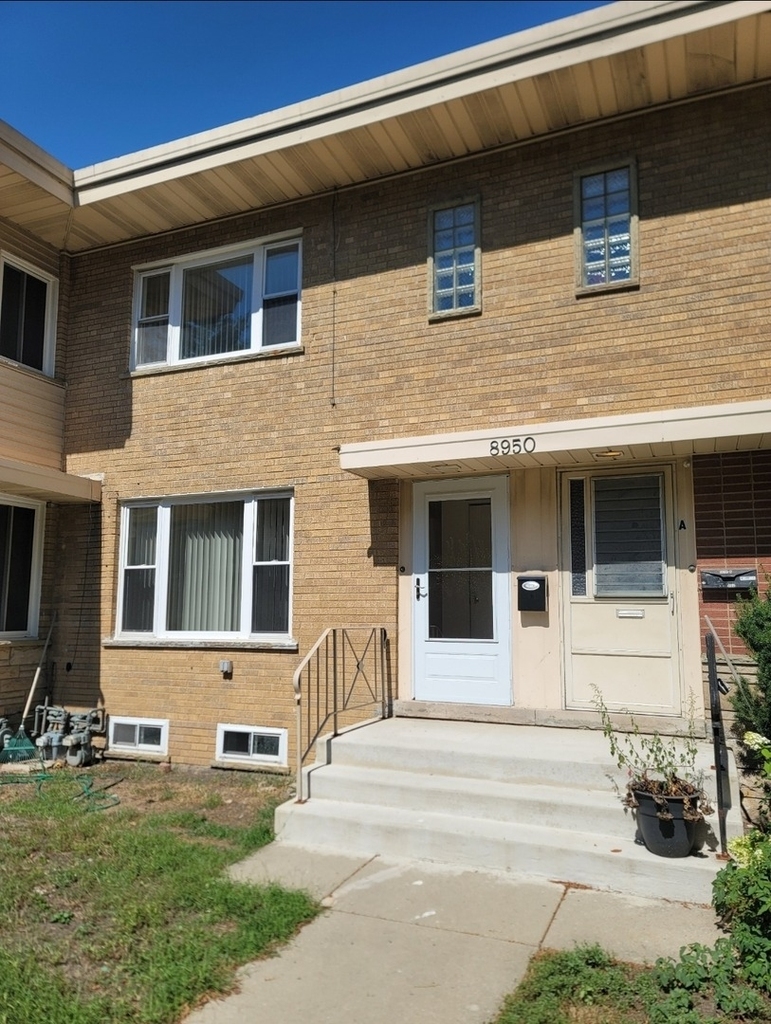 8950 Skokie Boulevard - Photo 0