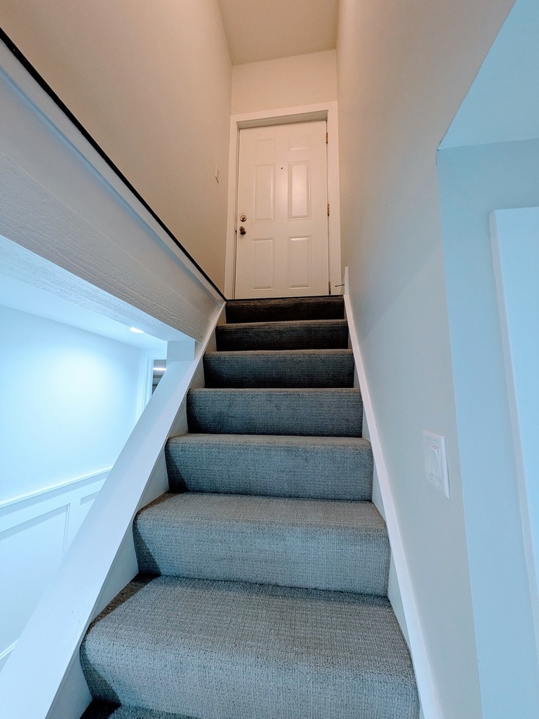2619 N Hamlin Avenue - Photo 10