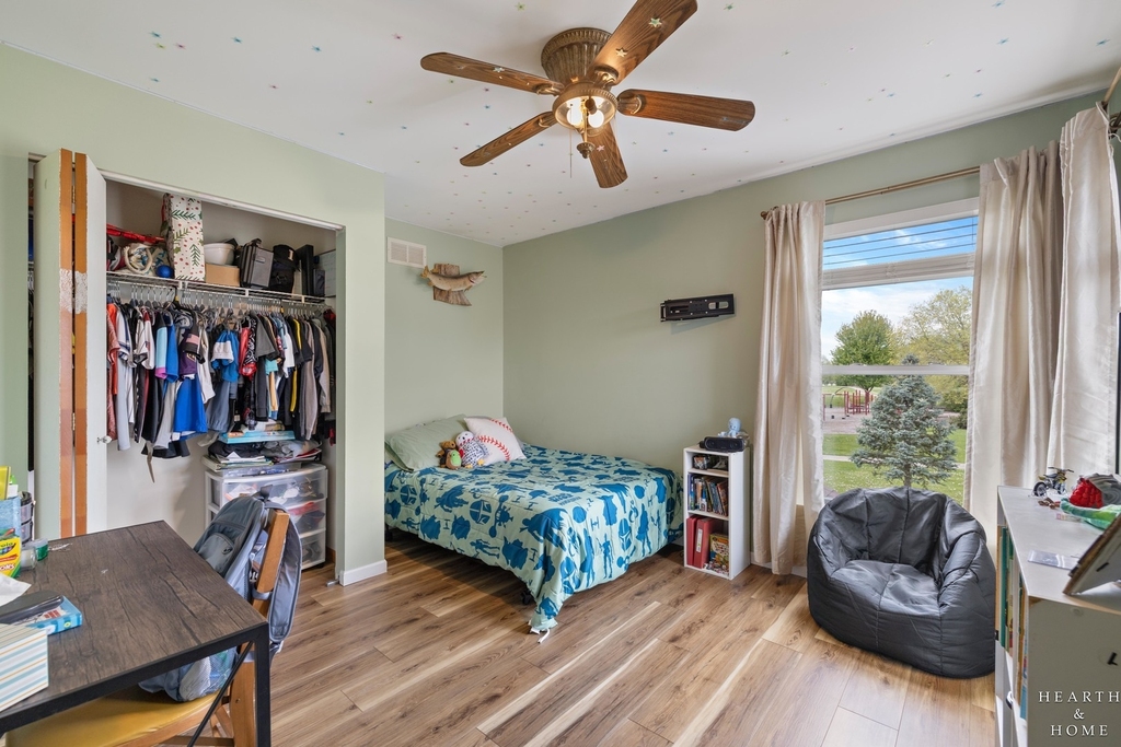 2039 Greenview Drive - Photo 12