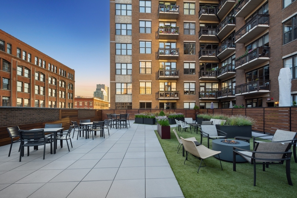849 N Franklin Street - Photo 28