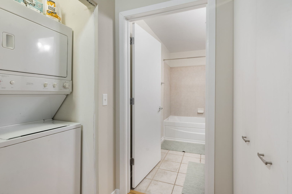 849 N Franklin Street - Photo 8