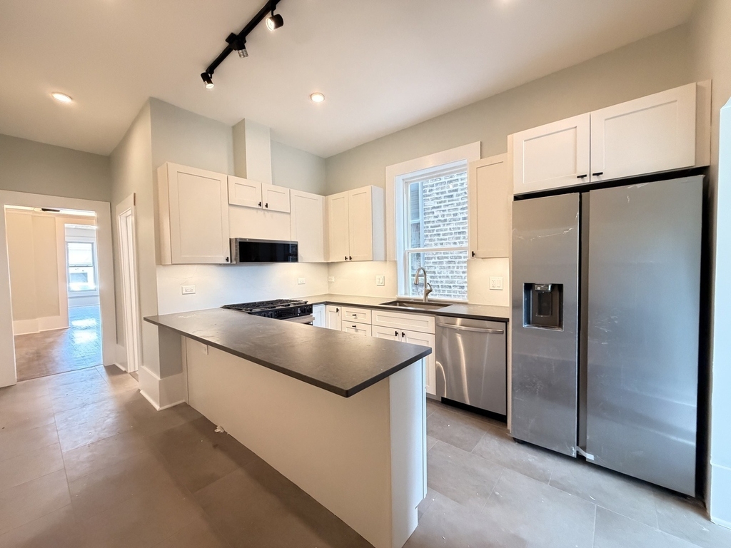 2342 N Kimball Avenue - Photo 2