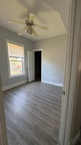 8211 S Escanaba Avenue - Photo 2