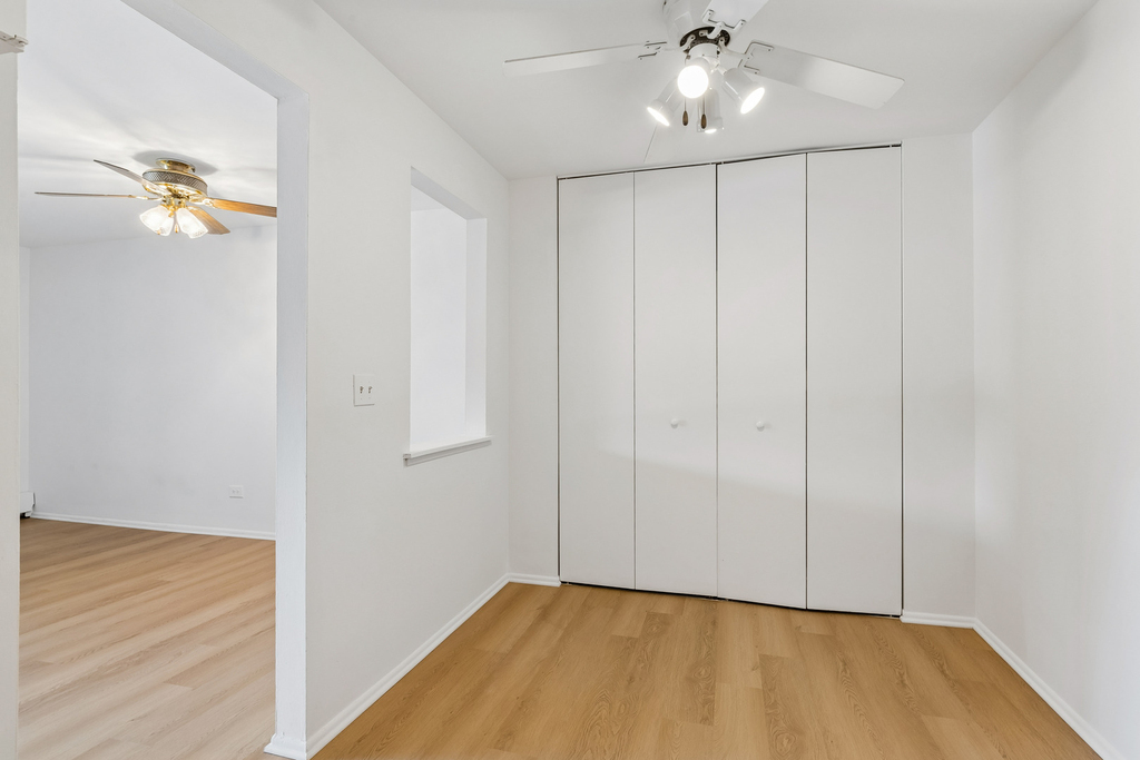 2424 E Oakton Street - Photo 6