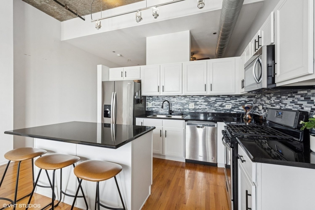 849 N Franklin Street - Photo 6
