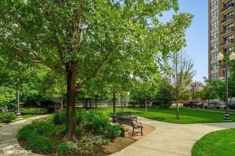849 N Franklin Street - Photo 28