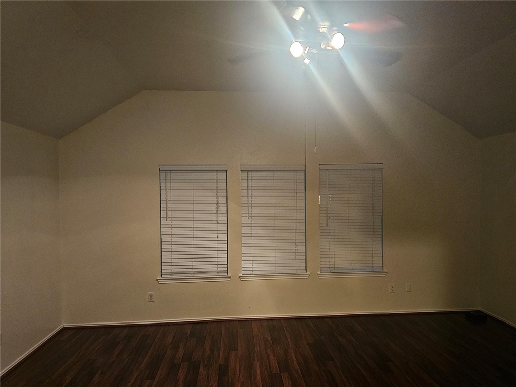 5910 Minor Street - Photo 10