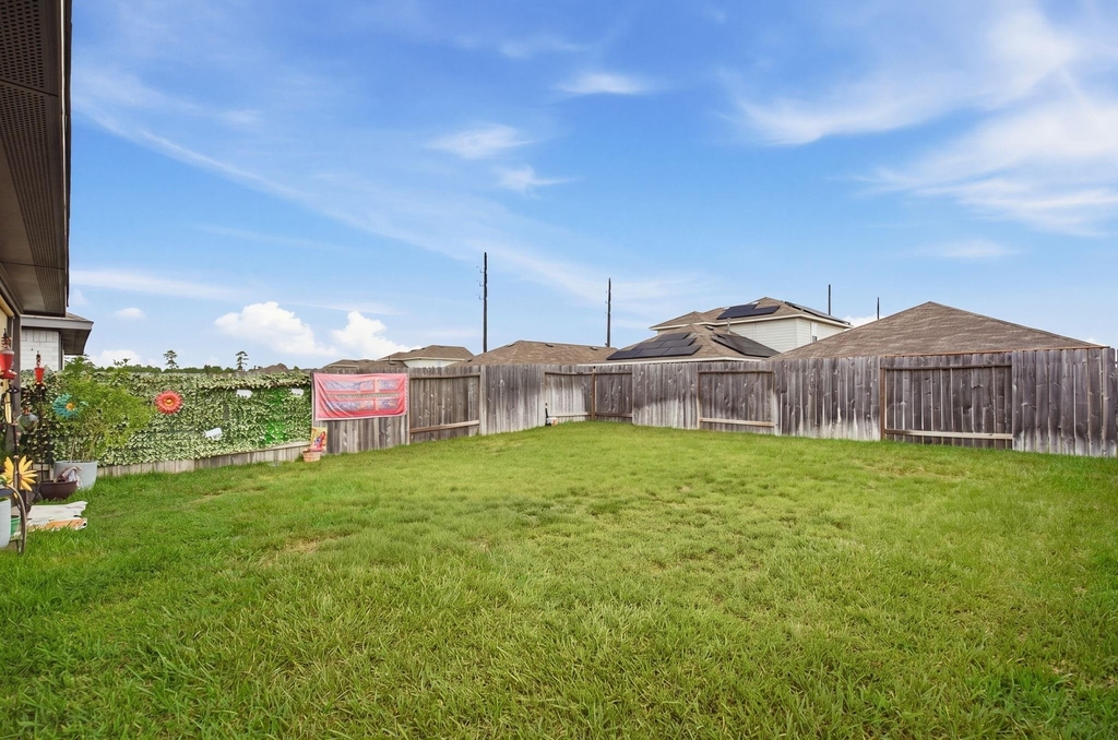 24346 Springfield Valley Drive - Photo 22