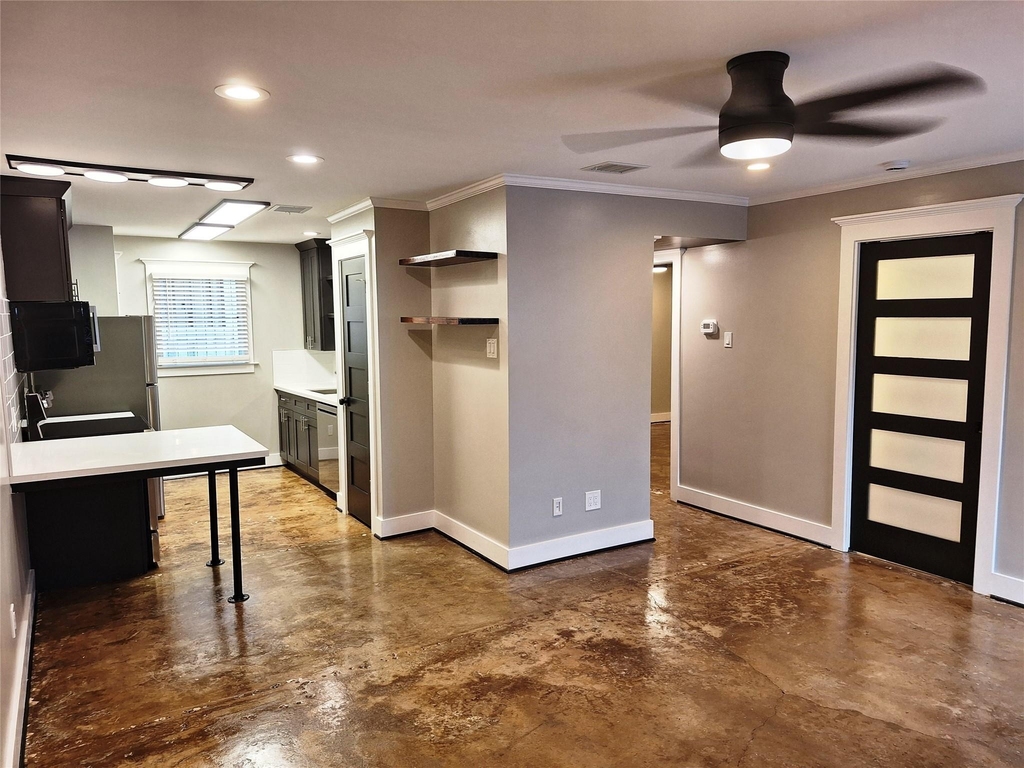 1012 Rutland  3 Street - Photo 0