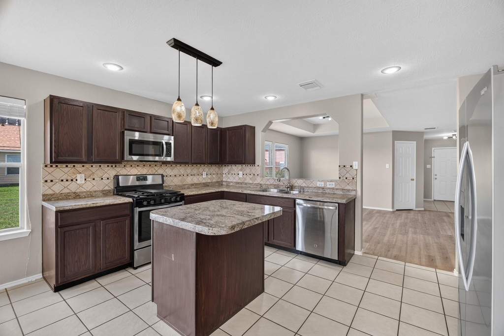 21422 Sunrise Brook Lane - Photo 33