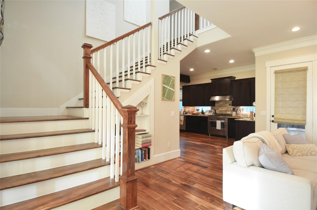 8610 Ashland Way - Photo 7