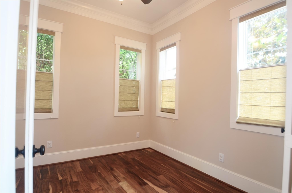 8610 Ashland Way - Photo 8