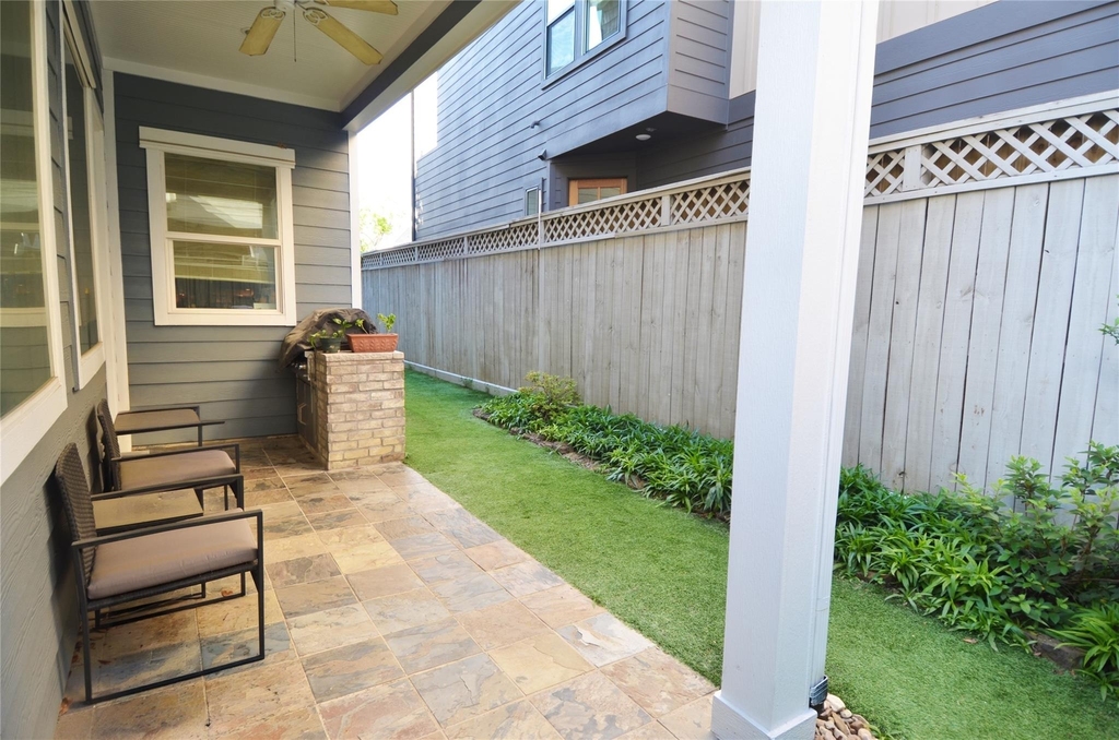 8610 Ashland Way - Photo 32