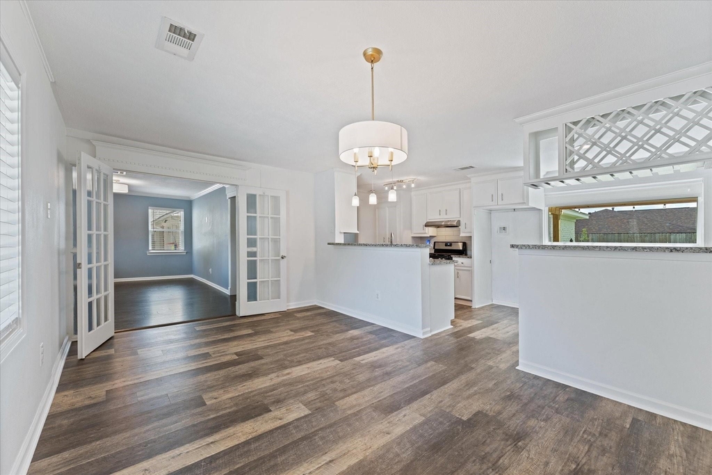 9639 Vogue Lane - Photo 8