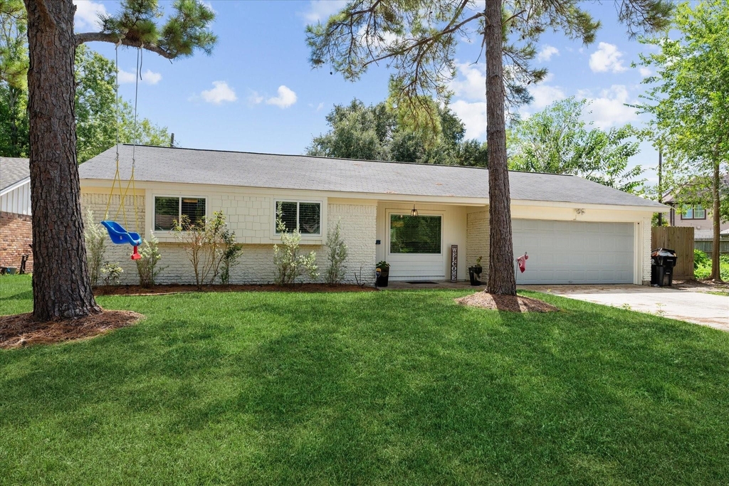 9639 Vogue Lane - Photo 1