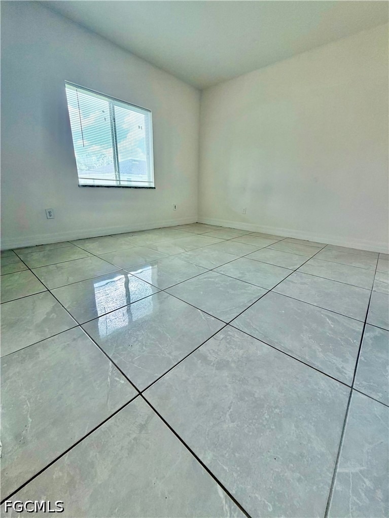 4651 27th Street Sw - Photo 4