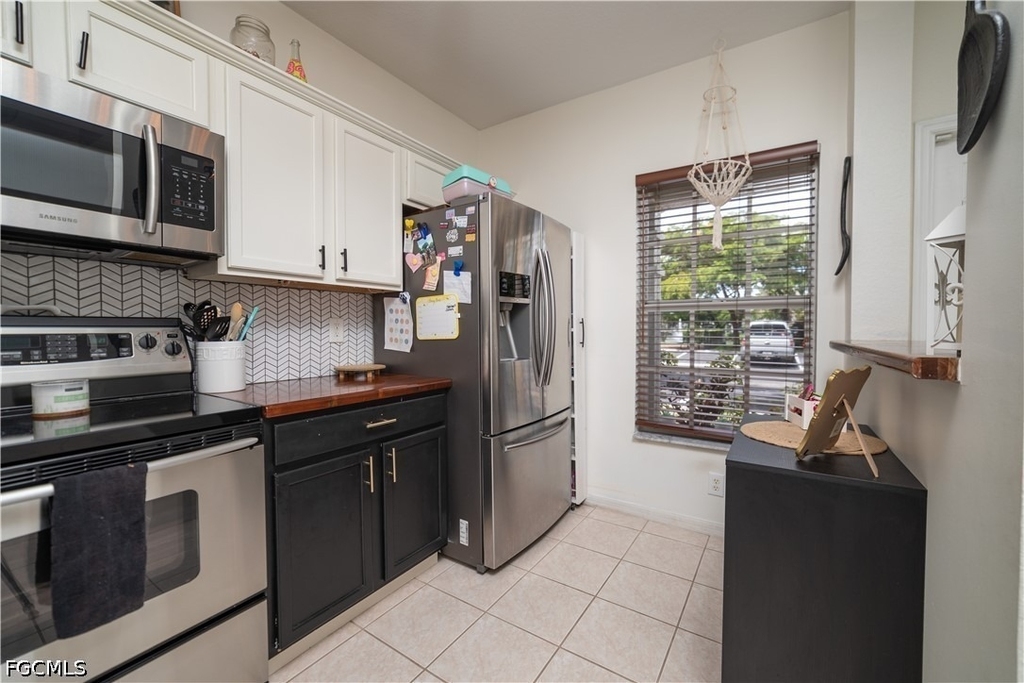 10061 Lone Cypress Street - Photo 2