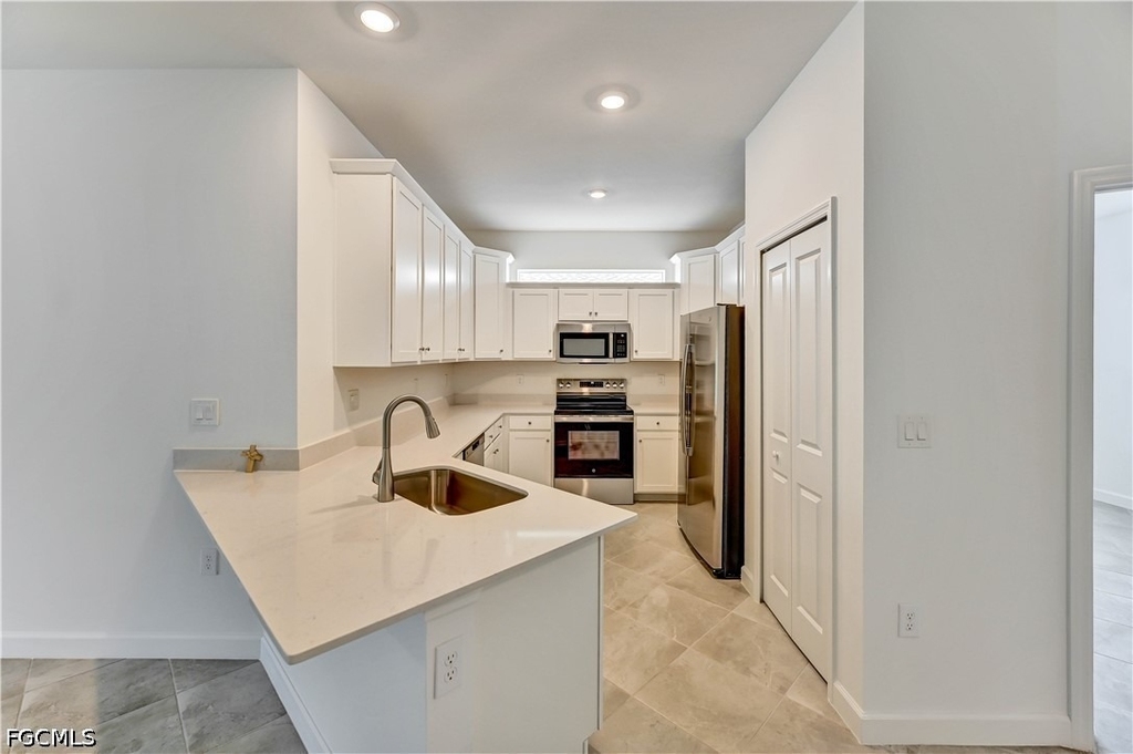 20545 Hazelnut Court S - Photo 2