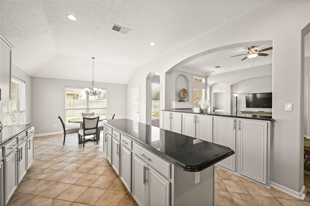 1330 Leigh Gardens Drive - Photo 15