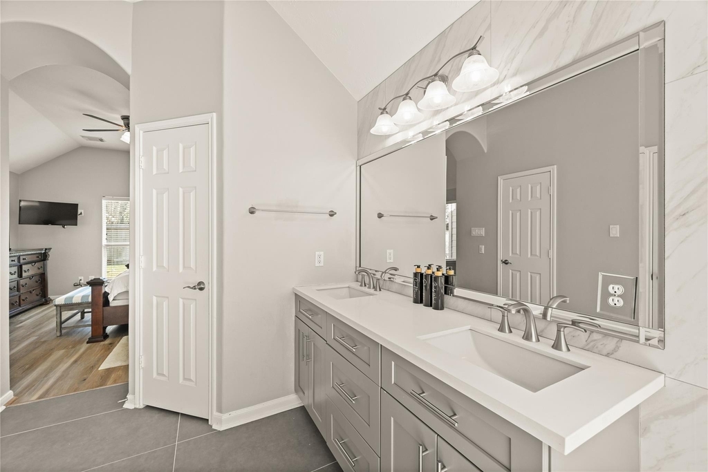 1330 Leigh Gardens Drive - Photo 27