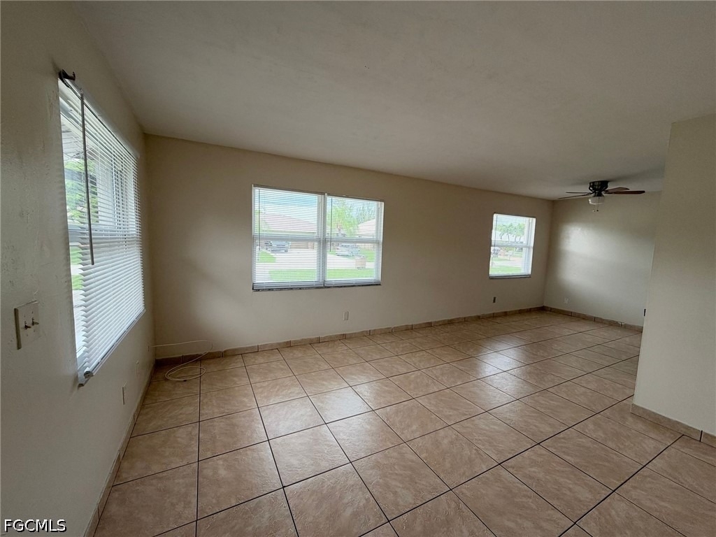 621 Se 13th Place - Photo 10