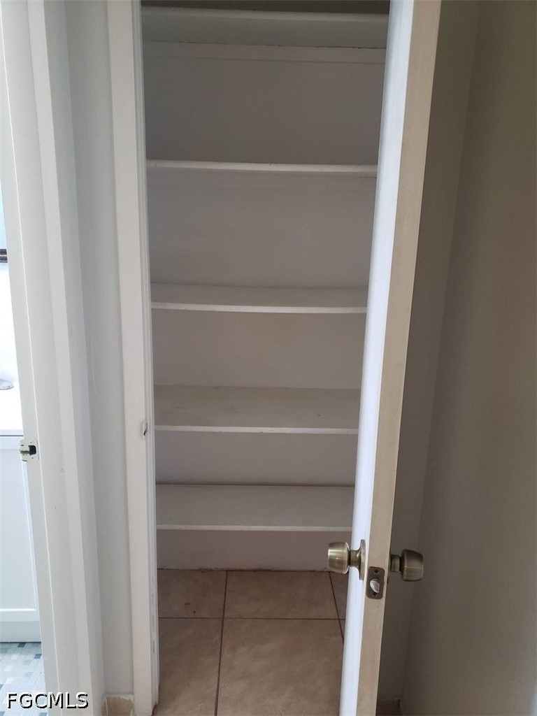 621 Se 13th Place - Photo 9