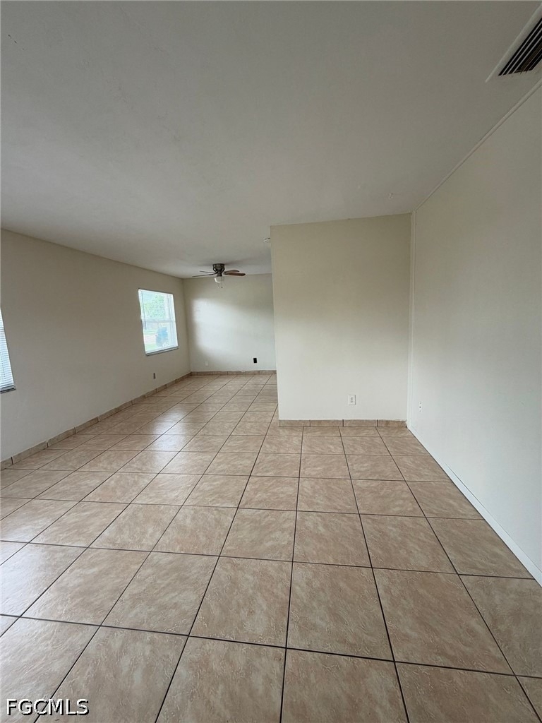 621 Se 13th Place - Photo 11