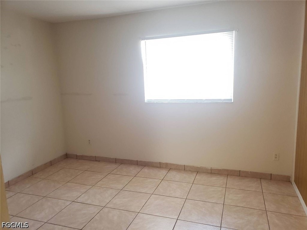 621 Se 13th Place - Photo 5