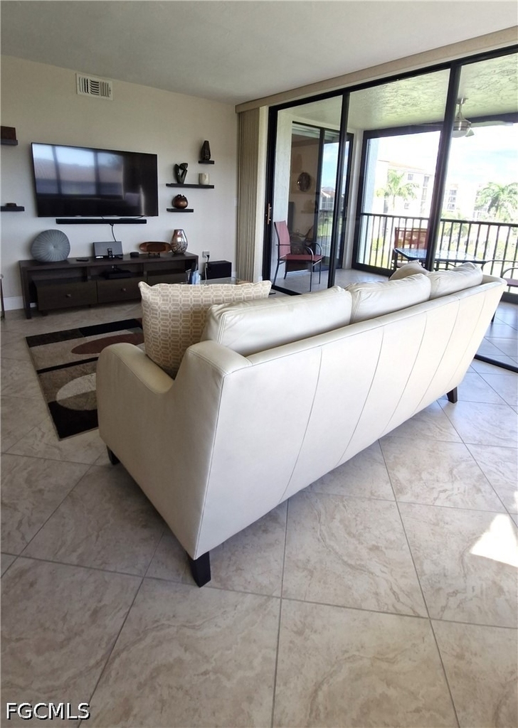 4160 Steamboat Bend E - Photo 2