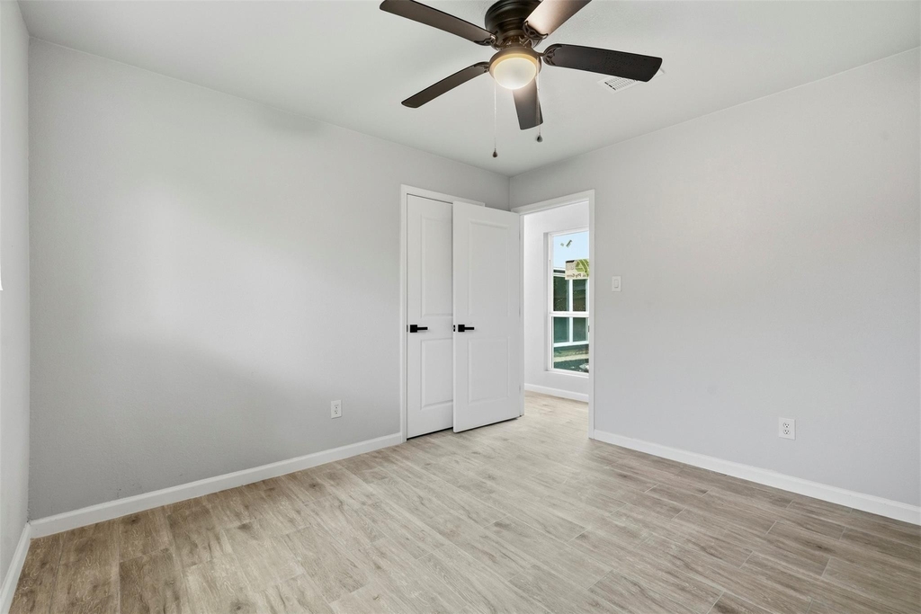 5603 Circlegate Drive - Photo 13