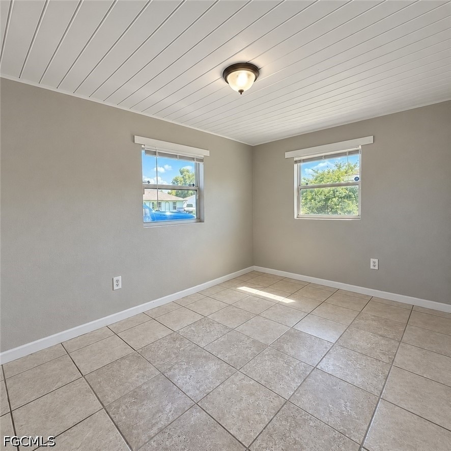 3236 Dora Street - Photo 8