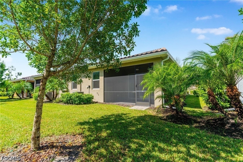 10295 Bonavie Cove Drive - Photo 18