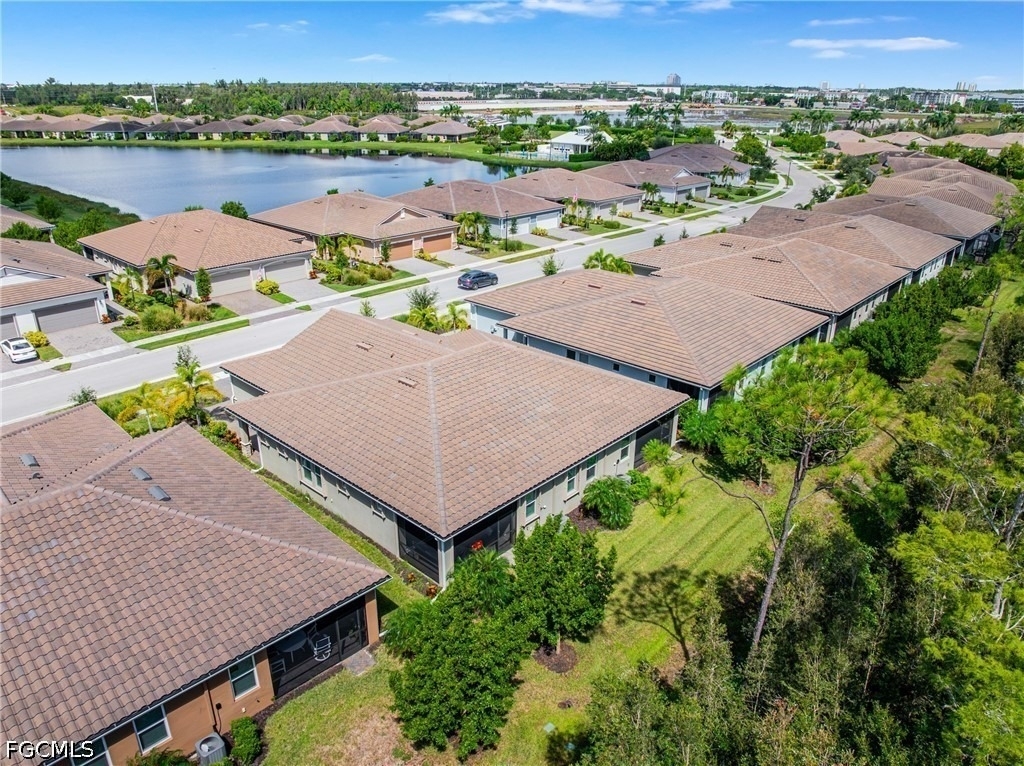 10295 Bonavie Cove Drive - Photo 19