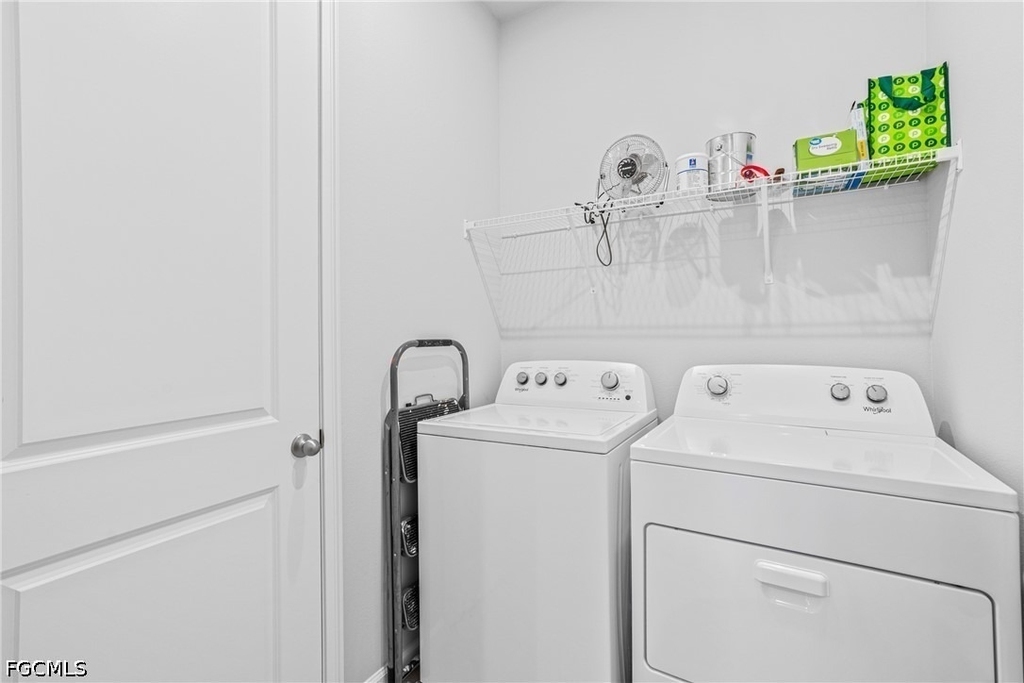 10295 Bonavie Cove Drive - Photo 13