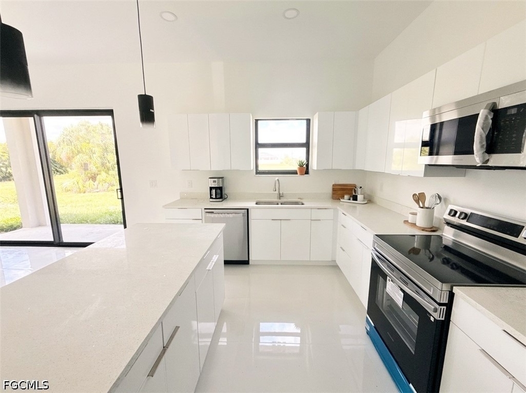 3046 Nw 41st Place - Photo 12