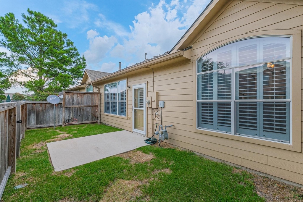 9718 Catalina Leaf Lane - Photo 31