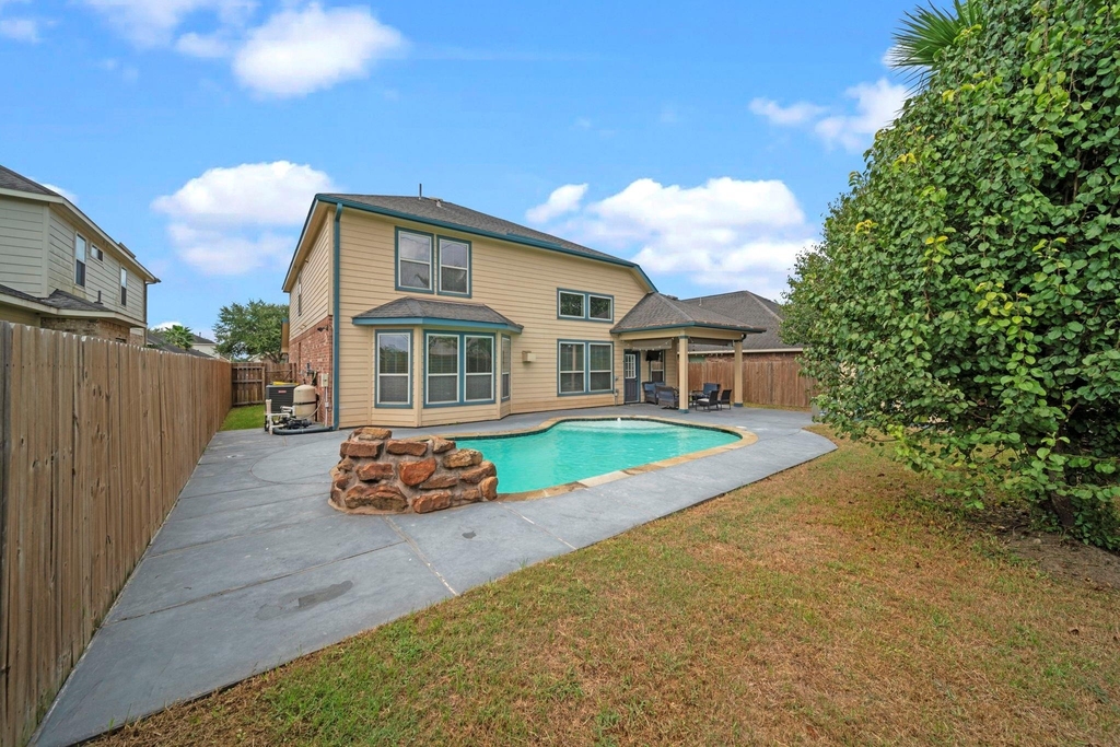 2413 Quiet Arbor Lane - Photo 32