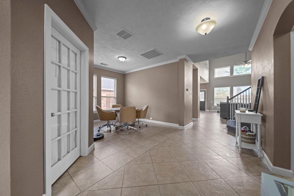 2413 Quiet Arbor Lane - Photo 3