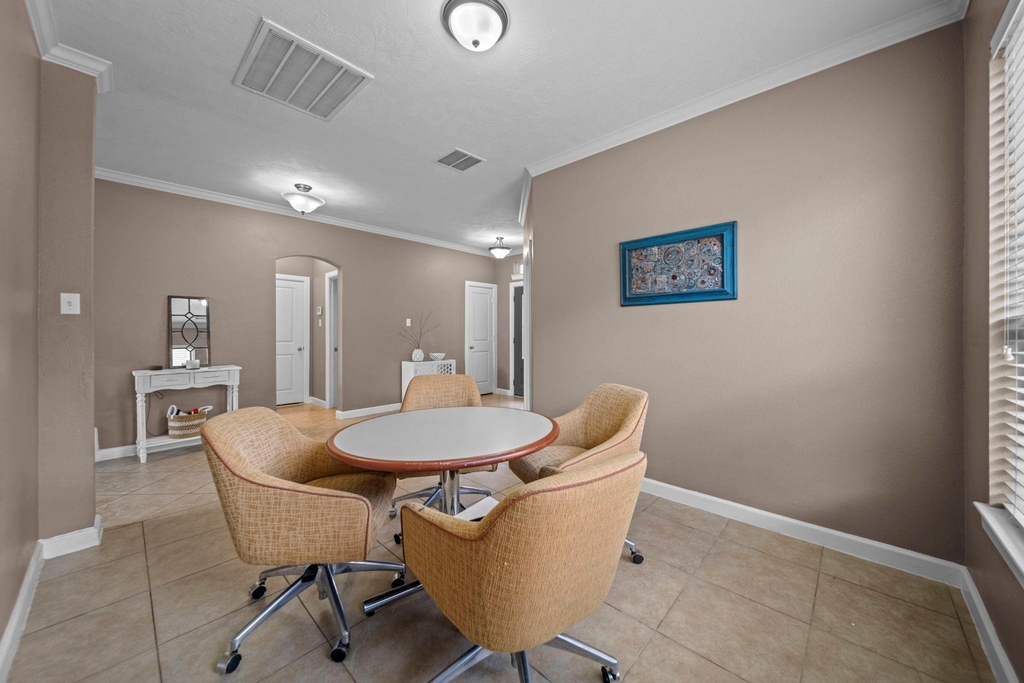 2413 Quiet Arbor Lane - Photo 5